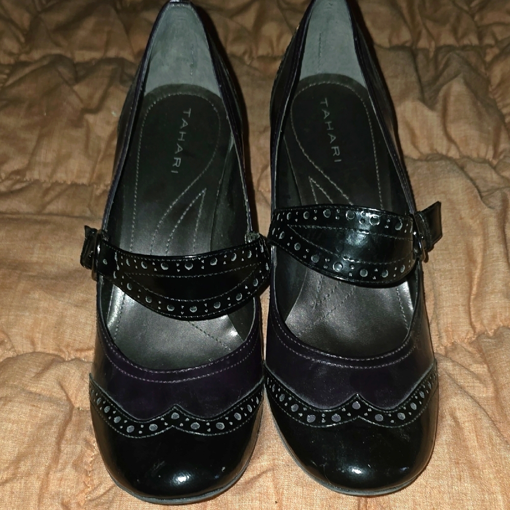 Tahari Women's patent Leather  Black And Deep PurpleMary Jane Shoes Heels Size 9
